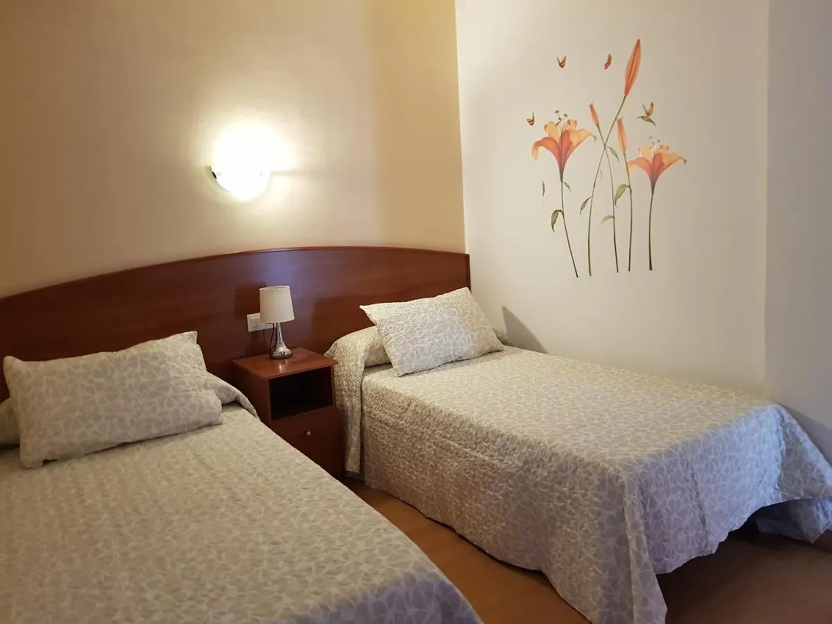 بيت ضيافة Hostal Mary - Adults Only يوريت دي مار إسبانيا