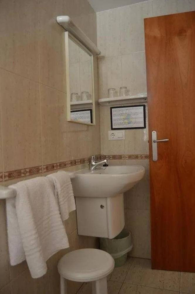 Гостевой дом Hostal Mary - Adults Only Льорет-де-Мар Испания
